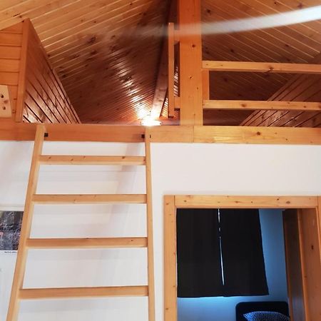 Holiday Village Tatralandia Bungalov 3-2-2 Chatka 431 S 1 Spalnou 1 Obyvackou A 1 Izbou V Podkrovi Liptowski Mikułasz Zewnętrze zdjęcie