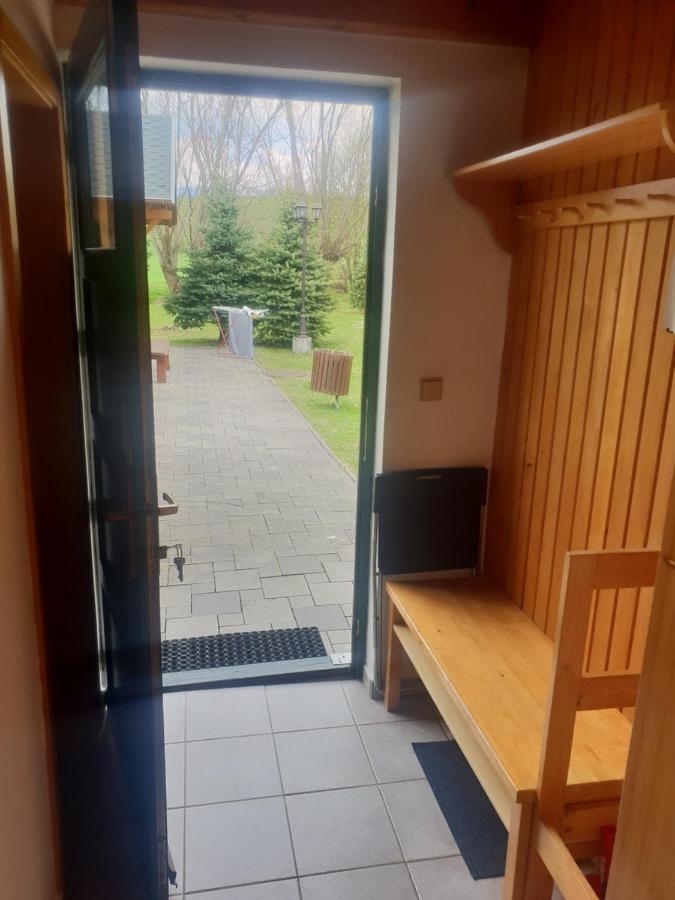 Holiday Village Tatralandia Bungalov 3-2-2 Chatka 431 S 1 Spalnou 1 Obyvackou A 1 Izbou V Podkrovi Liptowski Mikułasz Zewnętrze zdjęcie